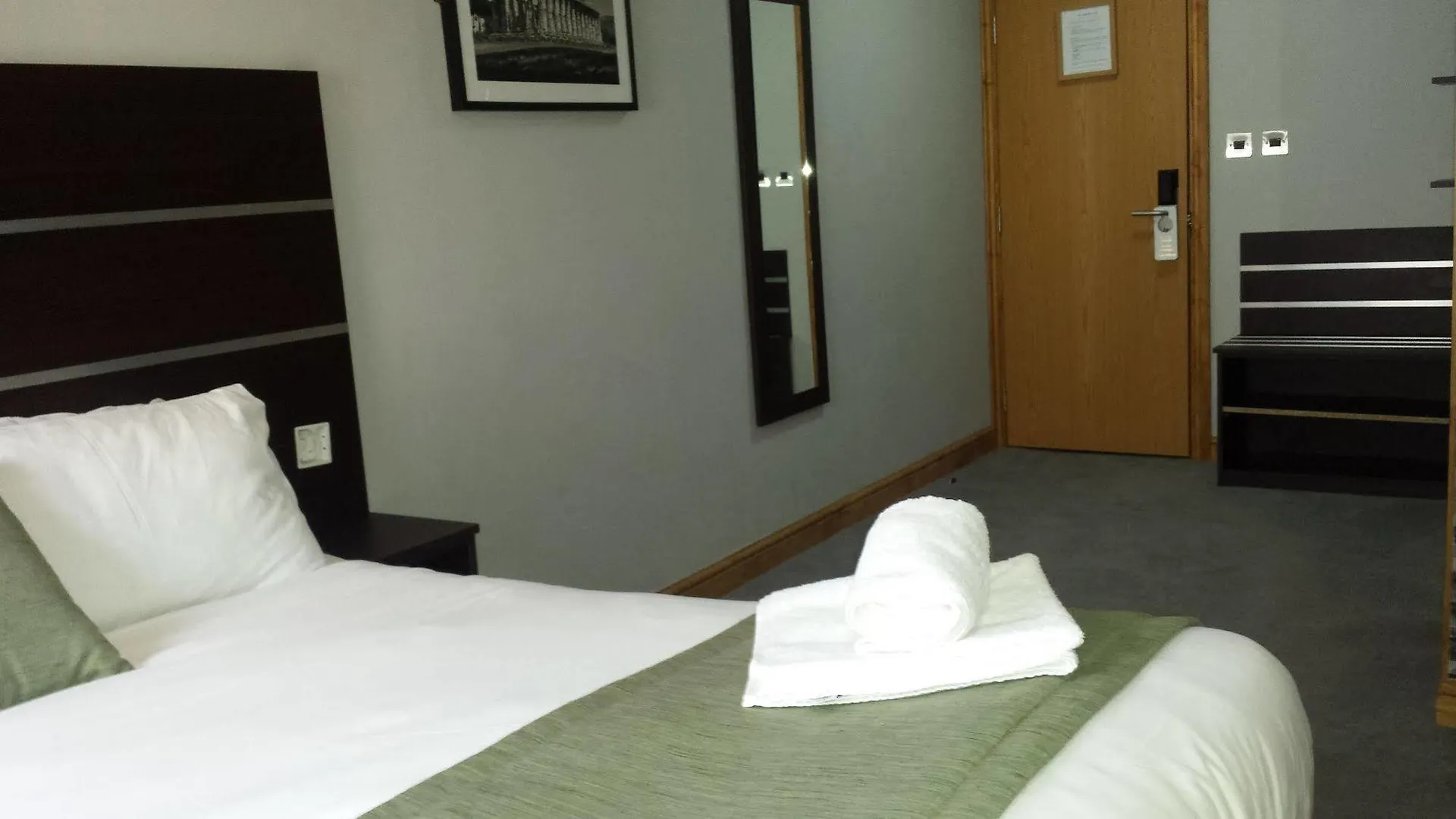 Epsilon Hotel London 3*,